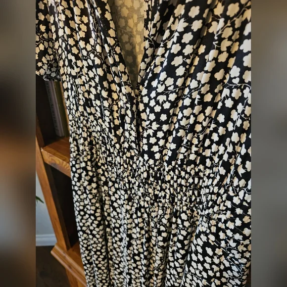 Anthropologie jumpsuit - Picture 4 of 11